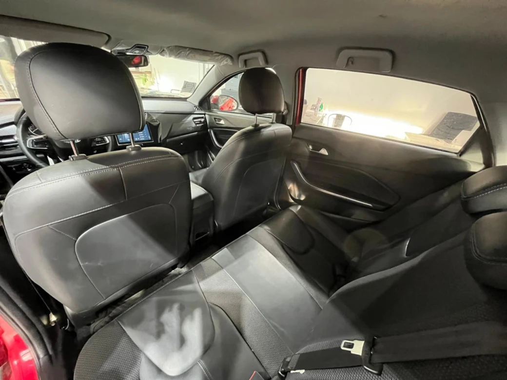 imagen 0 de vehiculo con id 2172